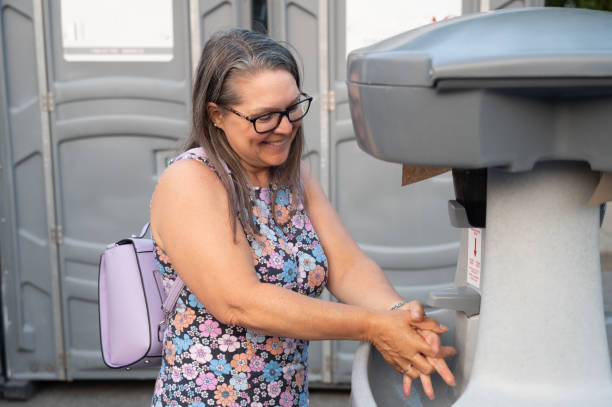 Best Portable toilet rental cost  in Henderson, LA